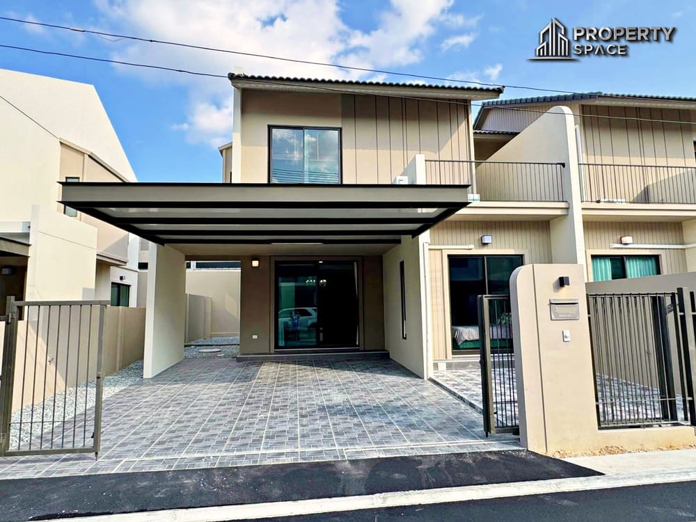 Pet Friendly 3 Bedroom House in Engel Haus Village Rong Po For Rent Image 3