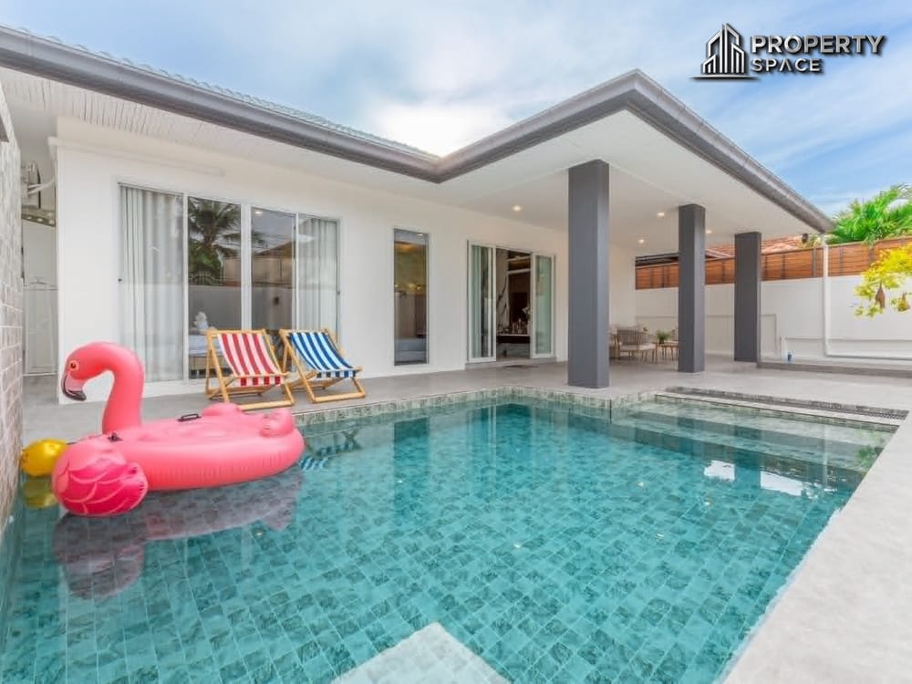 Newly Renovated 4 Bedroom Pool Villa Just Minutes from Jomtien Beach Image 1