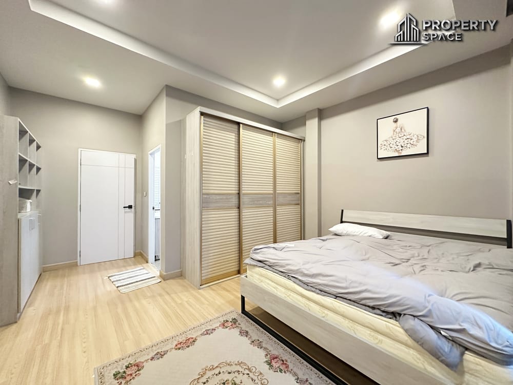 Modern 3 Bedroom Townhome In The Lake Huai Yai Near Beach For Rent Image 6