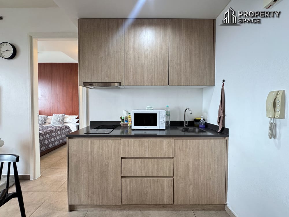 High-Floor 2 Bedroom Sea View Condo at Unixx South Pattaya For Rent Image 4