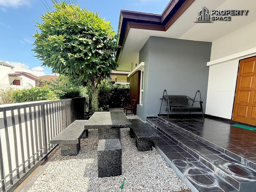 Spacious 3 Bedroom Family Home Near Jomtien Beach For Rent Image 3
