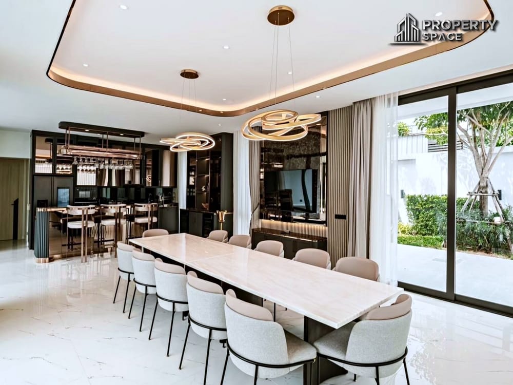 Exclusive Beachside 6 Bedroom Pool Villa 1 Min to Jomtien Beach For Rent Image 5