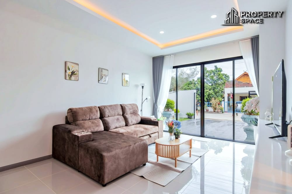 modern-3-bedroom-pool-villa-near-mabprachan-lake-pattaya-for-sale-ps2463 6