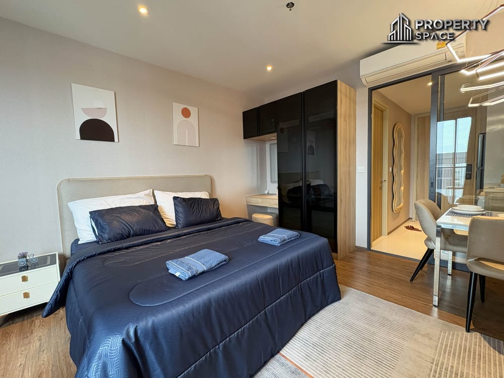 Modern Studio Condo at Once Pattaya Near Terminal 21 For Rent Image 1