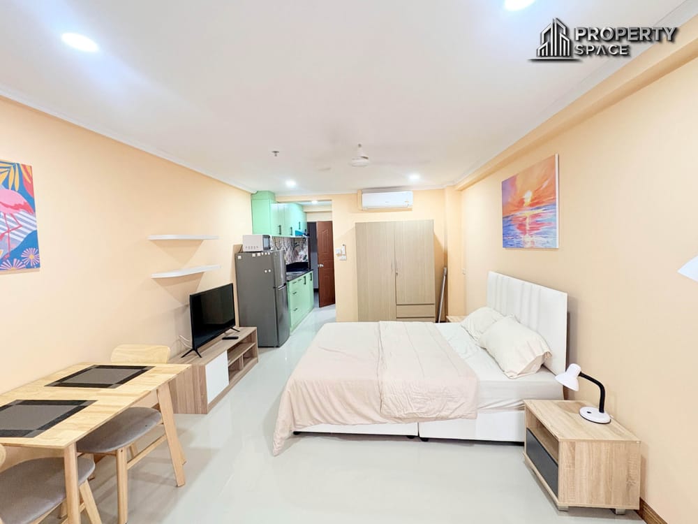 Modern Studio Condo Near Jomtien Beach at Rimhaad Jomtien Condominium For Sale Image 3