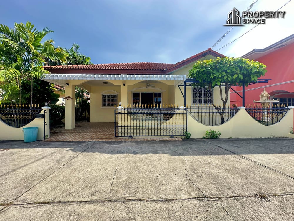 Cozy 3 Bedroom Family Home in Wonderland 1 Village For Sale Image 1