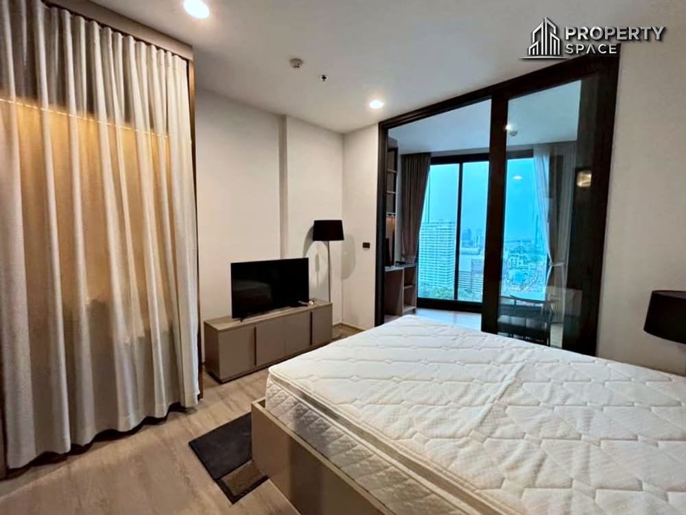 High-Floor 1 Bedroom Sea View Condo at The Base Central Pattaya For Rent Image 3