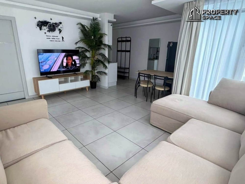 Pet-Friendly Corner Unit 1 Bedroom 54 sq.m Condo in Pratumnak For Rent Image 1