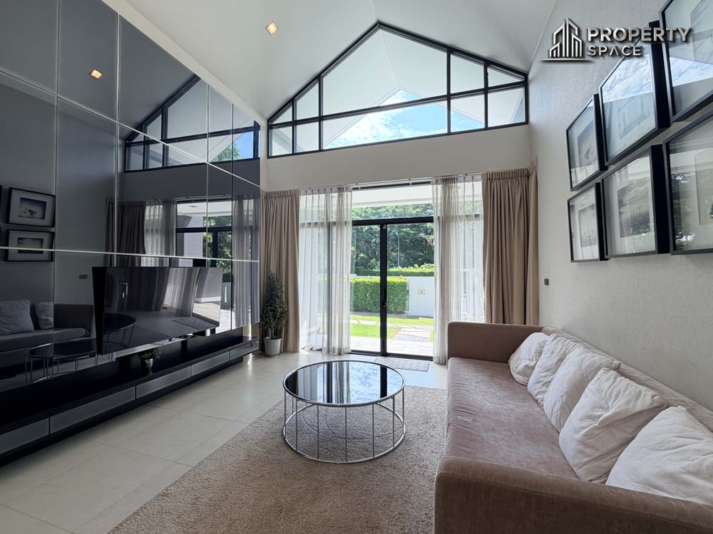 luxury-3-bedroom-pool-villa-on-832-sqm-land-at-patta-prime-for-rent-ps2494 6