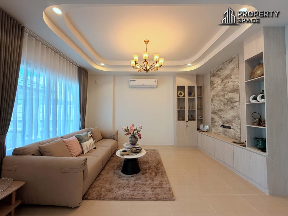 Newly Renovated 3 Bedroom Pool Villa in Pornthep 2 Village Nongprue For Sale Image 3