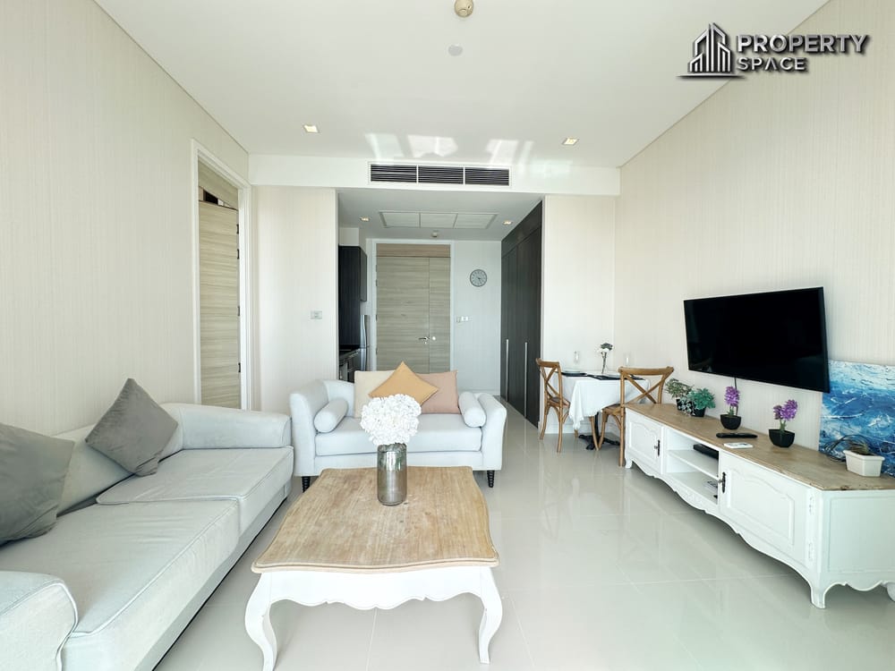Luxury Beachfront Sea View 1 Bedroom Condo in Reflection Jomtien Pattaya Image 6