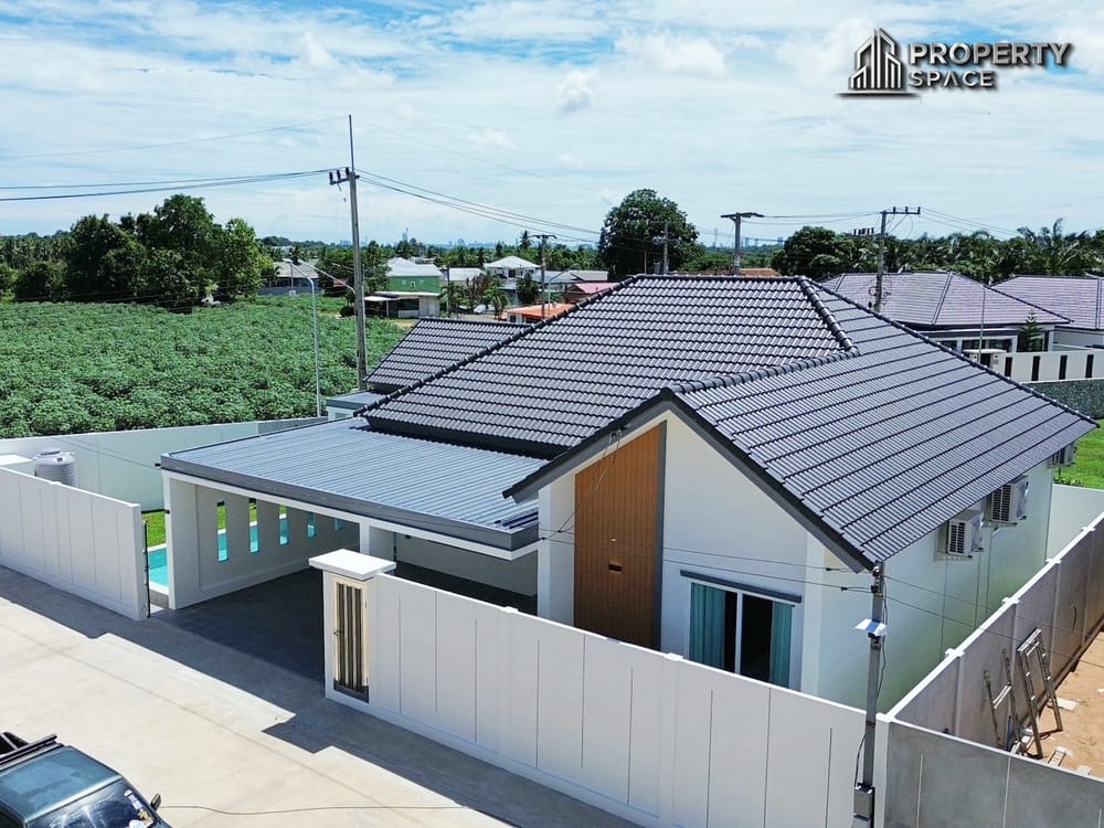 Brand New 3 Bedroom Pool Villa Near Mabprachan Lake Pattaya For Sale Image 3