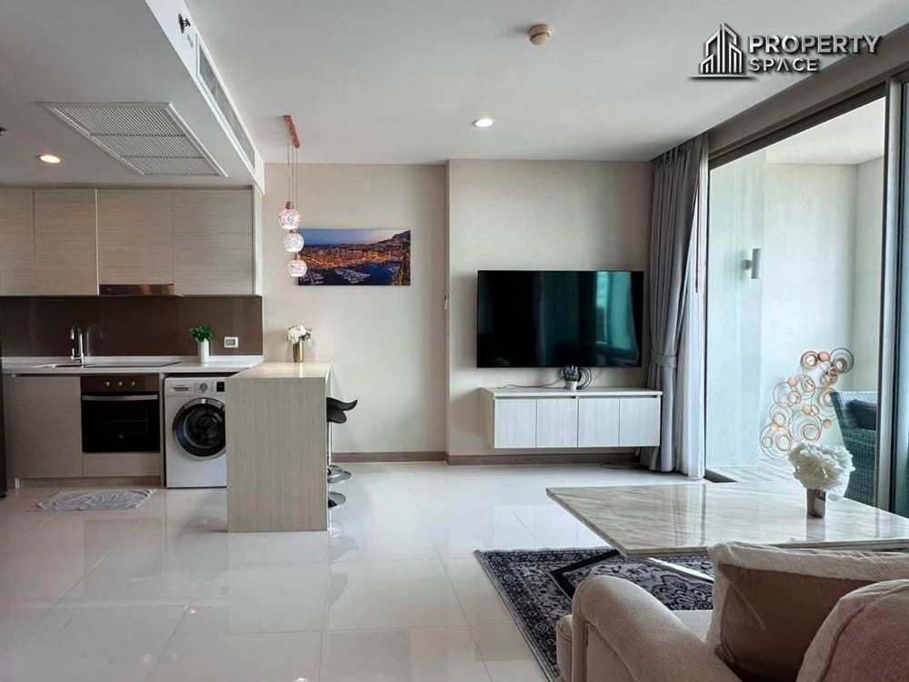 Foreign Quota Sea View 2 Bedroom Condo at The Riviera Wongamat For Sale Image 4