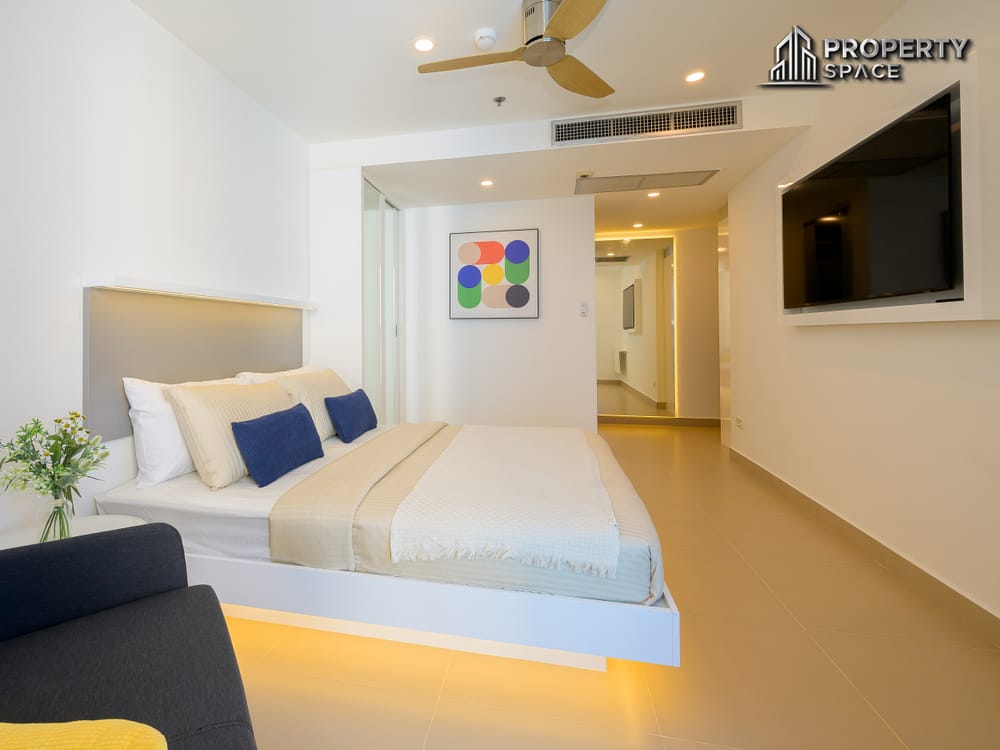 Luxury Sea View Studio at Sands Condominium For Sale Image 5
