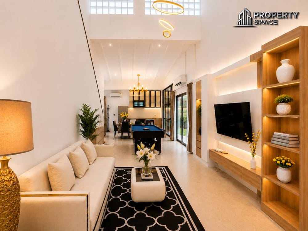 Modern 4 Bedroom Pool Villa in Soi Siam Country Club For Rent Image 3