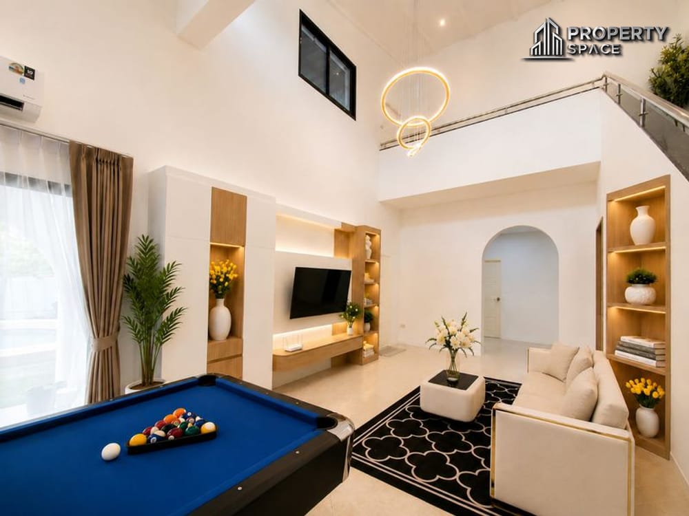 Modern 4 Bedroom Pool Villa in Soi Siam Country Club For Rent Image 5