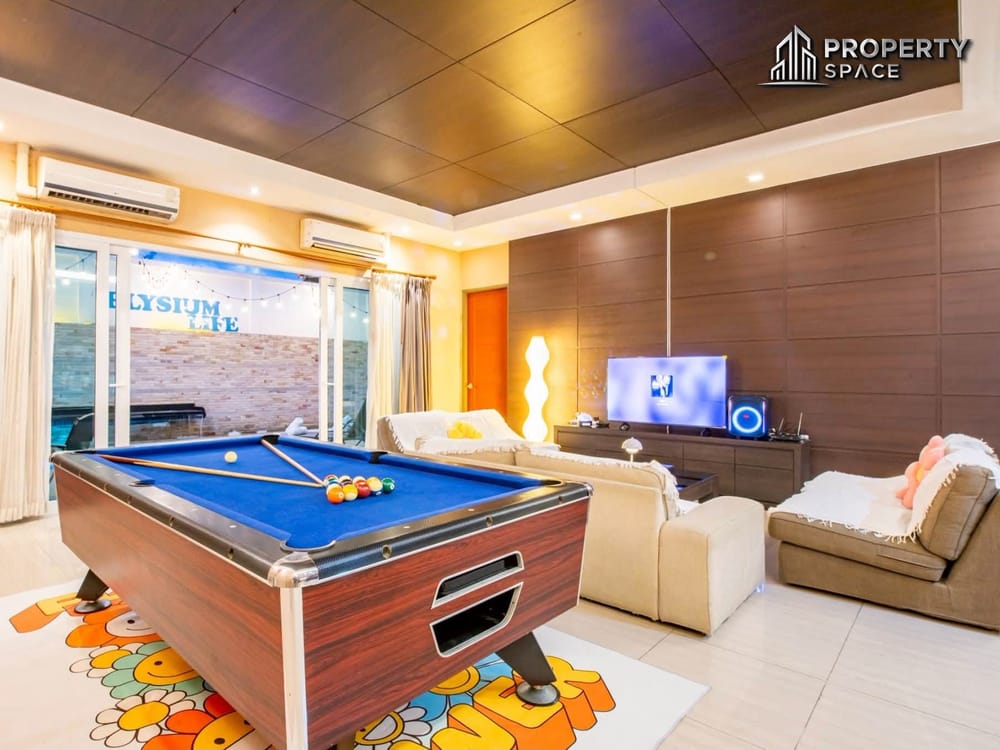 6-Bedroom Pool Villa with Private Pool & Garden Near Jomtien Beach For Rent Image 5