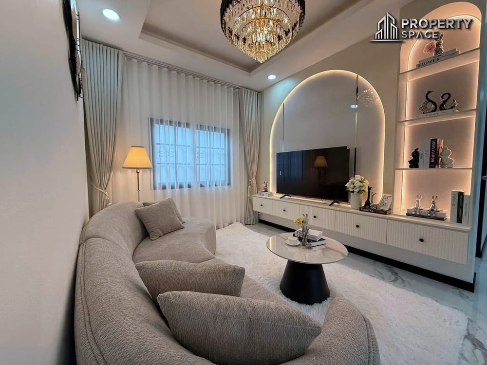 Newly Renovated 3 Bedroom House at East Pattaya for Sale Image 4