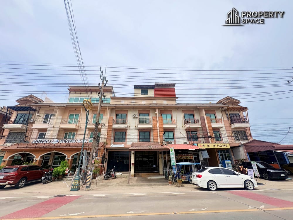 Spacious 3-Storey Commercial Building with Extended Rooftop Space in East Pattaya for Rent Image 1