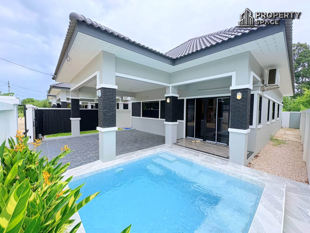 Modern 3 Bedroom Home with Private Pool in Huai Yai Pattaya For Sale Image 1