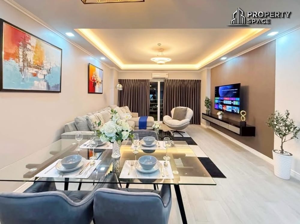 Renovated 2 Bedroom Condo For Sale Near Dongtan Beach View Talay 5D Jomtien Image 1