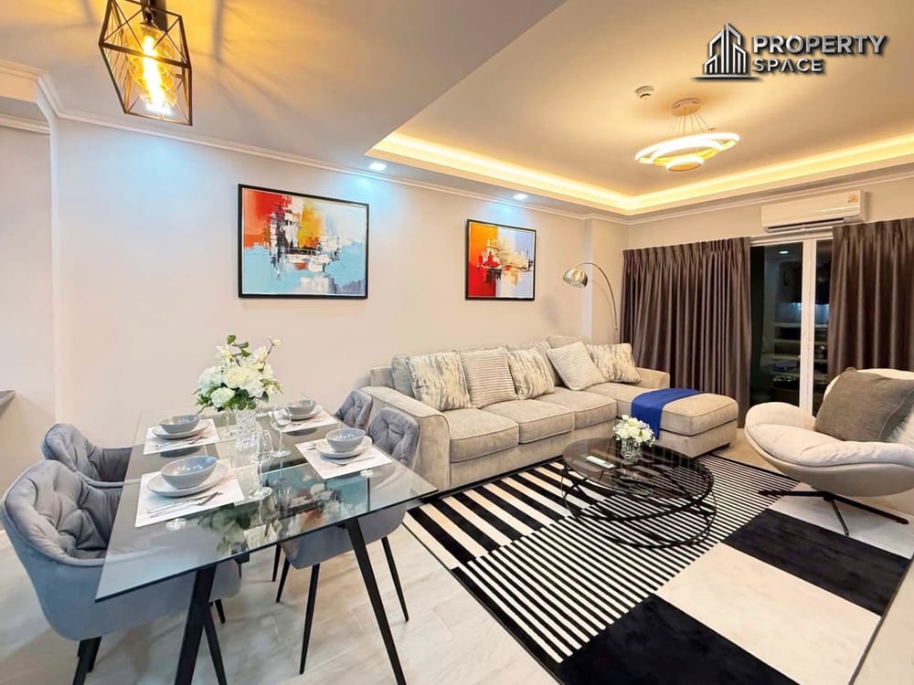 Renovated 2 Bedroom Condo For Sale Near Dongtan Beach View Talay 5D Jomtien Image 3