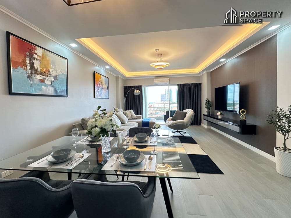 Renovated 2 Bedroom Condo For Sale Near Dongtan Beach View Talay 5D Jomtien Image 3