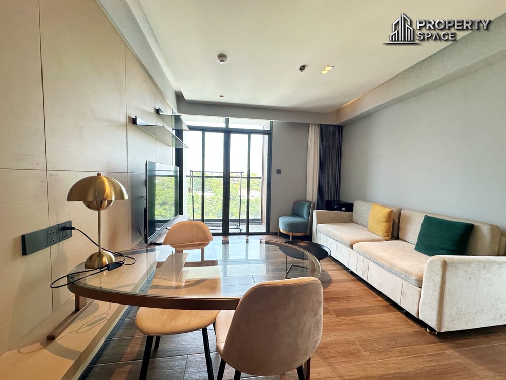 2 Bedroom High-Floor Sea View Condo in Beverly Mountain Bay For Rent Image 3