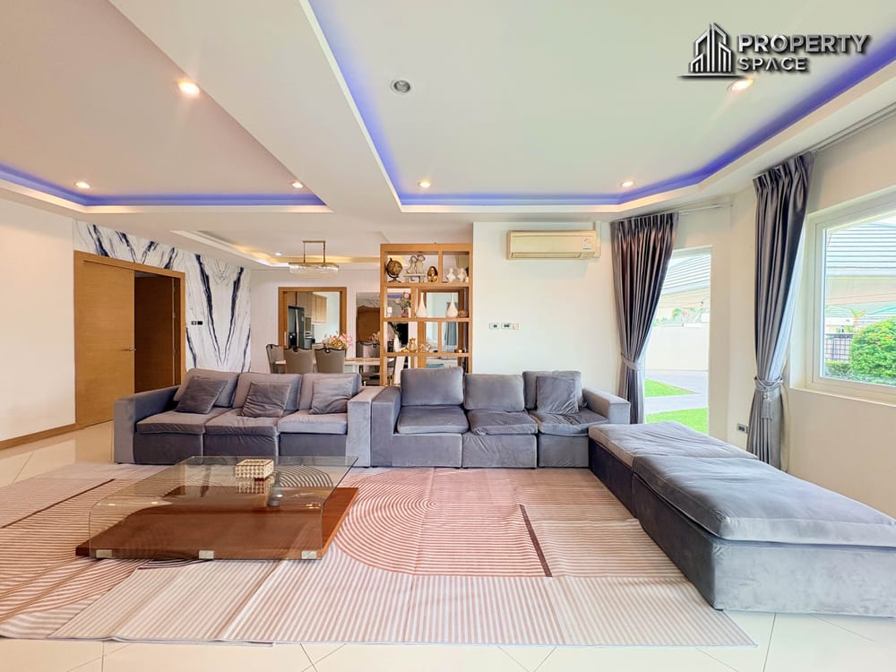 Luxury 5 Bedroom Pool Villa at Greenfield Villas 4 Saltwater Pool, Large Garden & Guest House Image 5