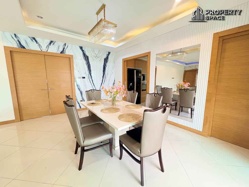 Luxury 5 Bedroom Pool Villa at Greenfield Villas 4 Saltwater Pool, Large Garden & Guest House Image 6