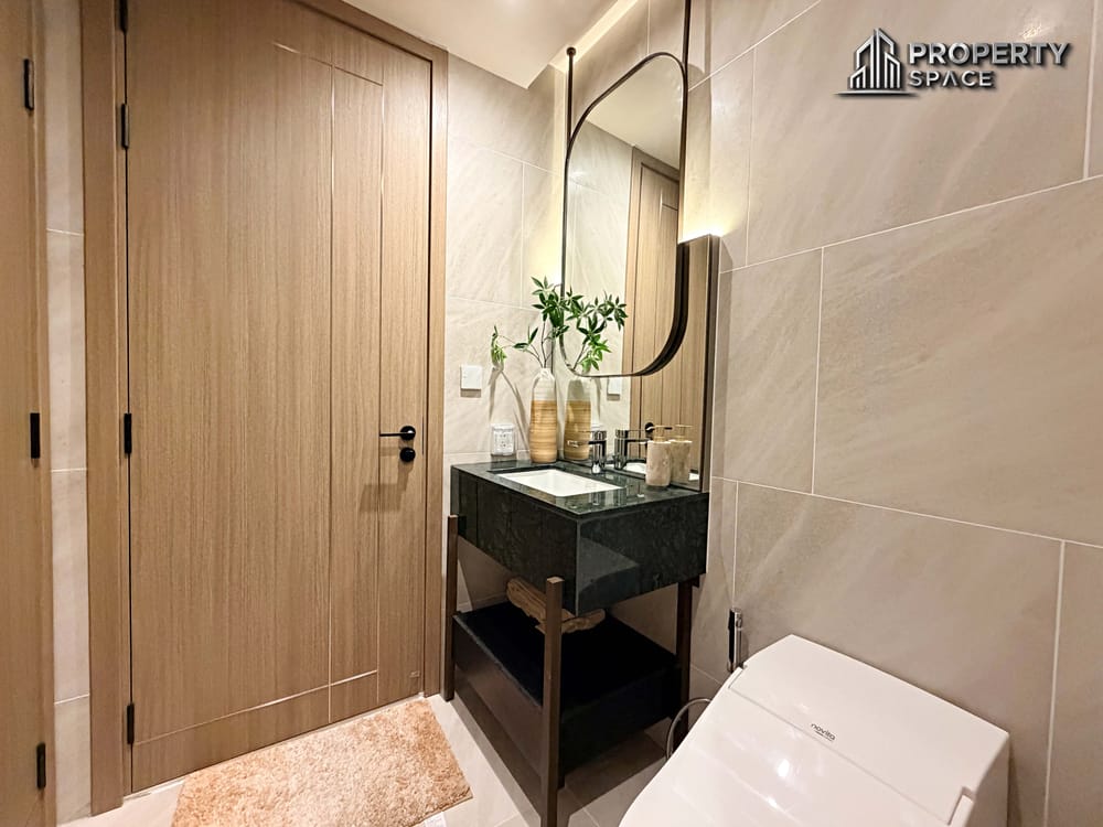 high-floor-sea-view-1-bedroom-corner-condo-at-arom-jomtien-beachfront-luxury-living-ps2561 6