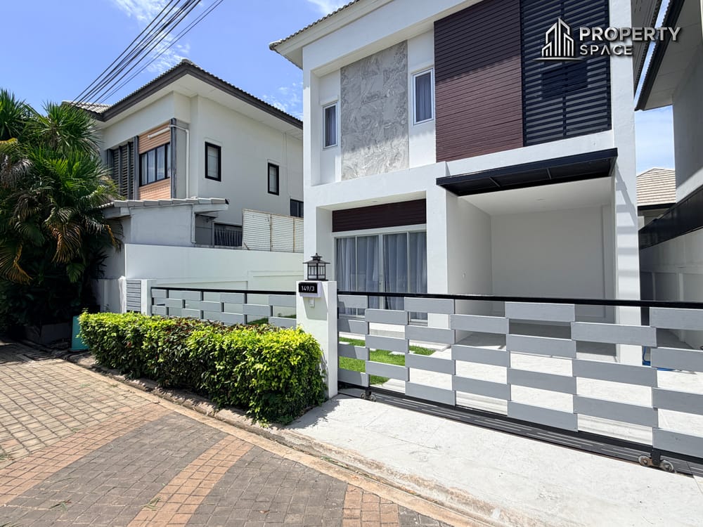 3 Bedroom Modern House For Sale in Patta Village Soi Siam Country Club Pattaya Image 3