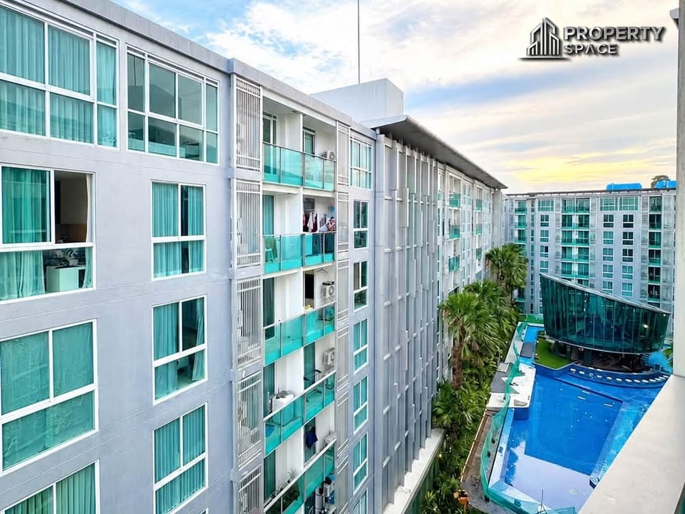 Foreign Quota 1 Bedroom Pool View Condo in Central Pattaya For Sale Image 6