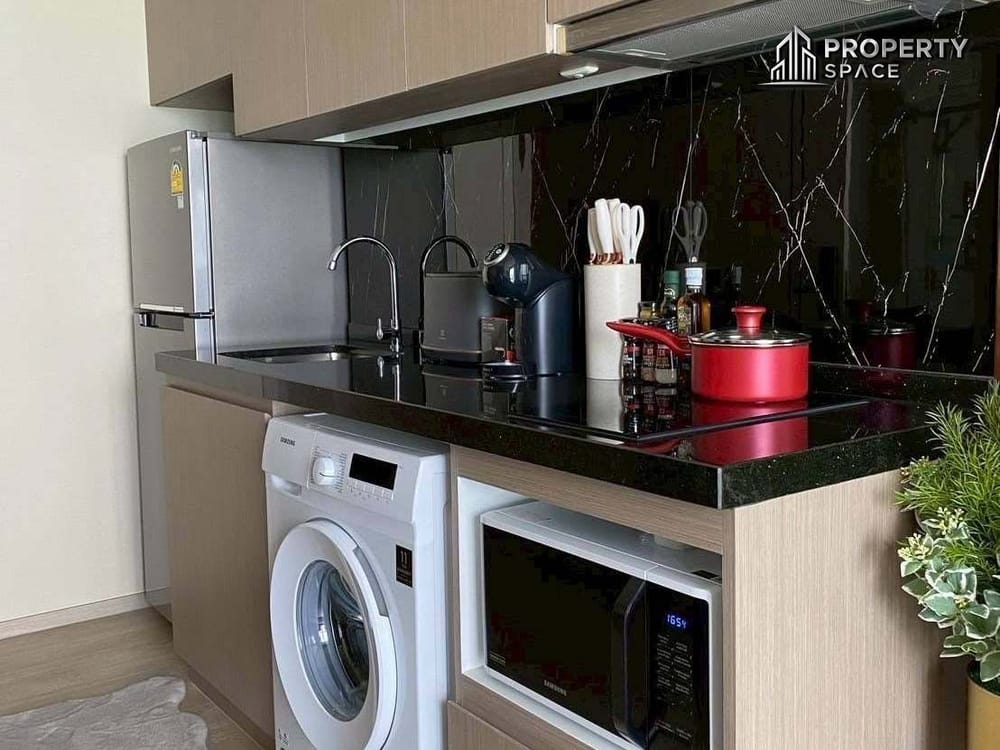 Brand-New 1 Bedroom Sea View Condo at The Panora Pratumnak For Rent Image 6