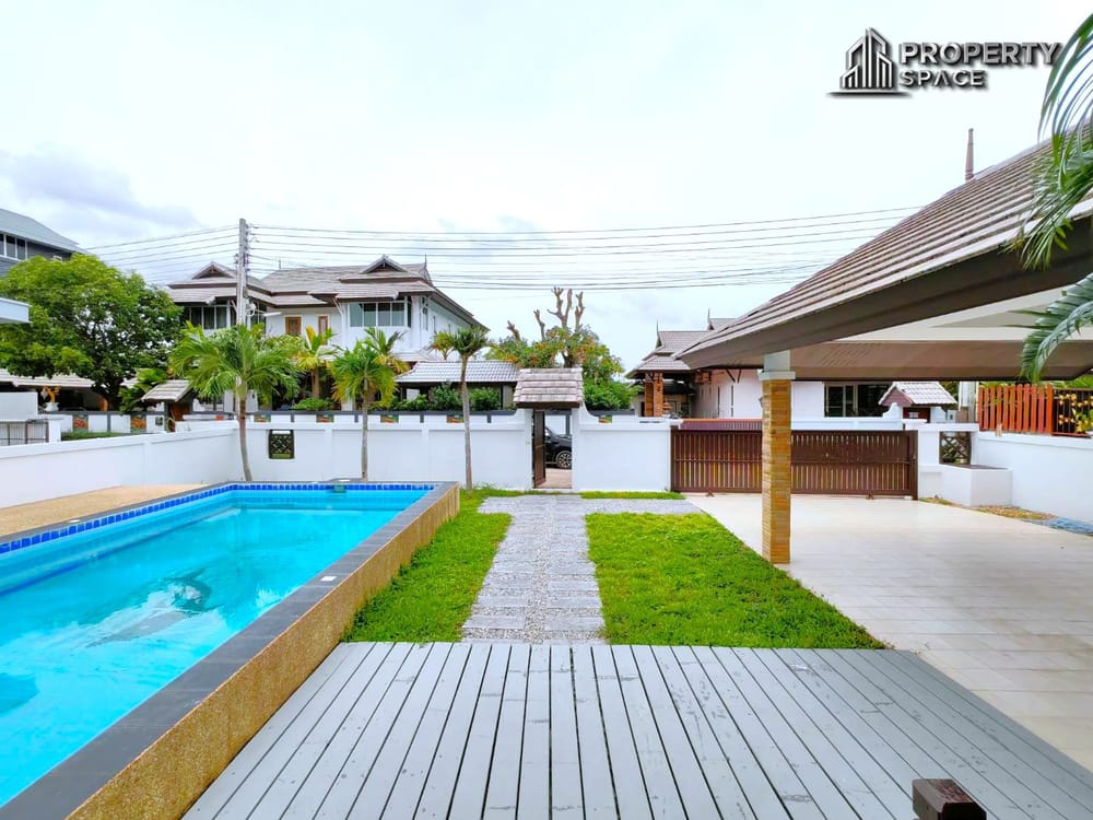 4 Bedroom Pool Villa For Rent in East Pattaya Large Garden & Small Dogs Allowed Image 4