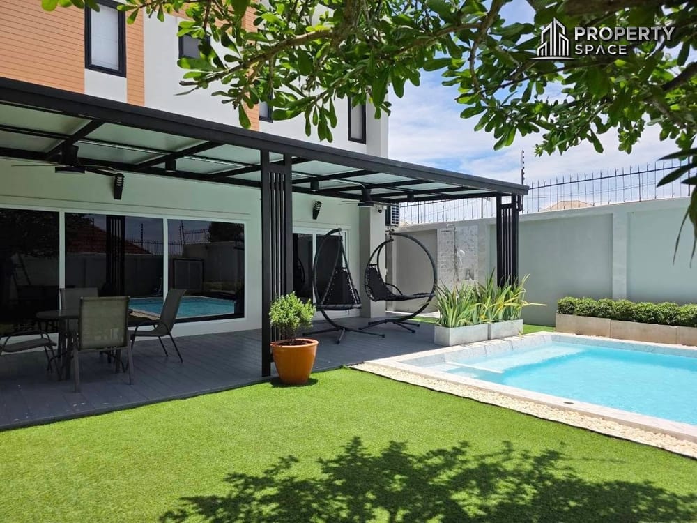 Private 3 Bedroom Pool Villa with Large Garden at Patta Village Pattaya For Rent Image 3