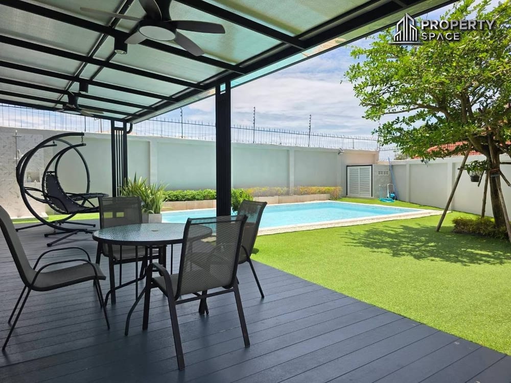Private 3 Bedroom Pool Villa with Large Garden at Patta Village Pattaya For Rent Image 4