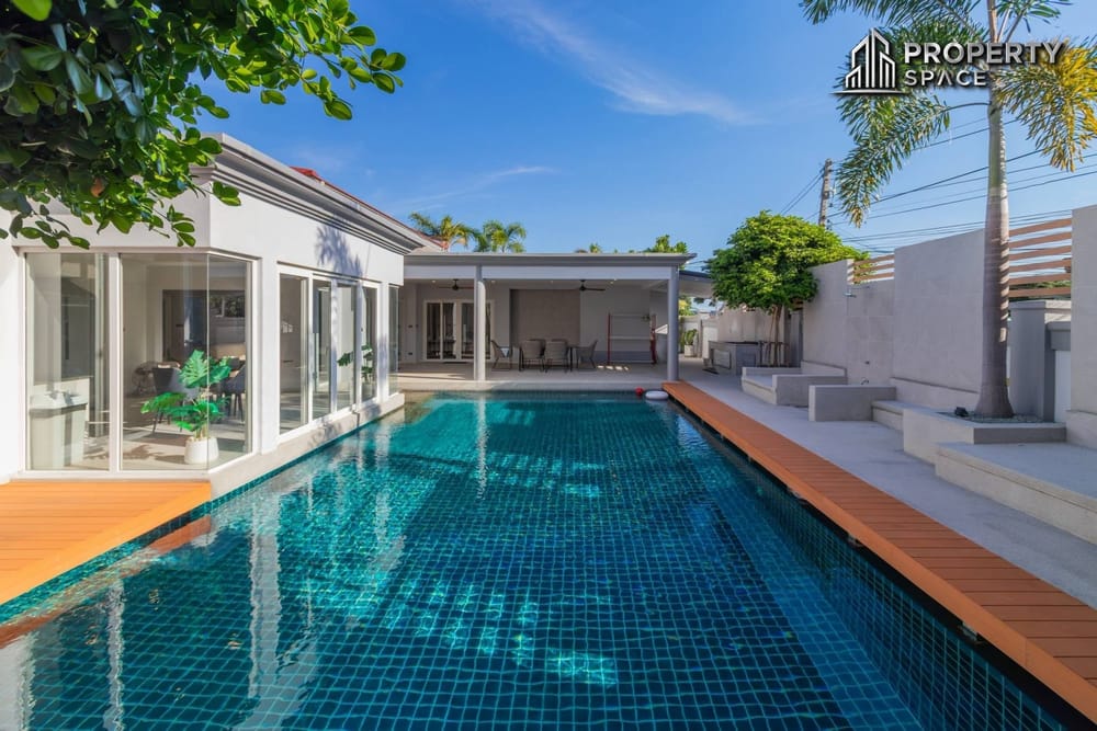 Luxury 5 Bedroom Pool Villa at Siam Royal View Pattaya For Rent Image 3
