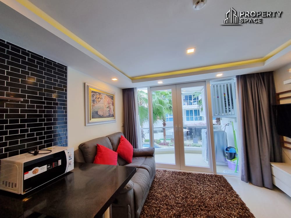 Modern 2 Bedroom Pool View Condo at Grand Avenue Central Pattaya For Rent Image 3