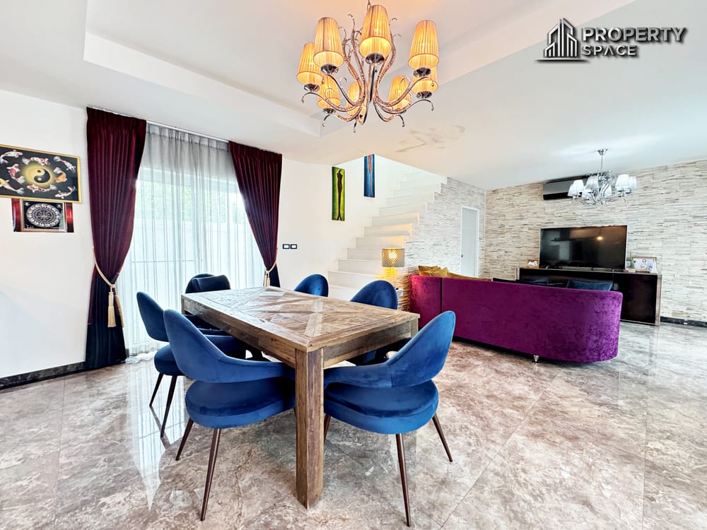 Spacious 5 Bedroom Pool Villa in East Pattaya For Sale Image 5