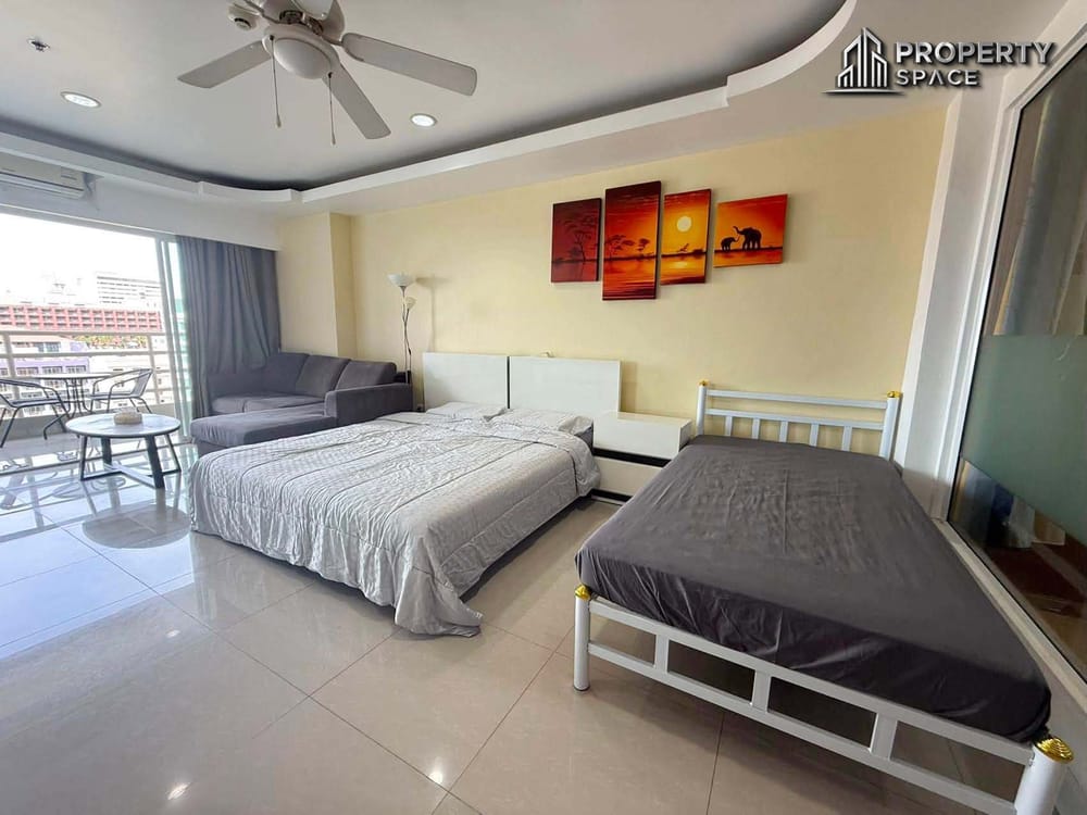 Foreign Quota Sea View Studio at View Talay 6 Next to Central Pattaya For Sale Image 4