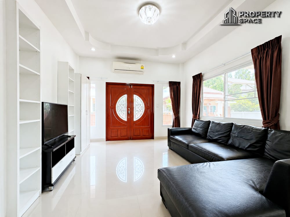 Specious 4 Bedroom House at PMC 4 Pattaya For Rent Image 5