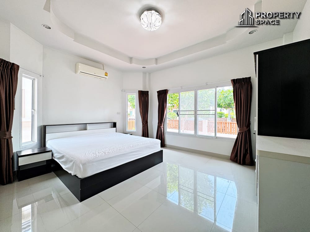 specious-4-bedroom-house-at-pmc-4-pattaya-for-rent-ps2617 6