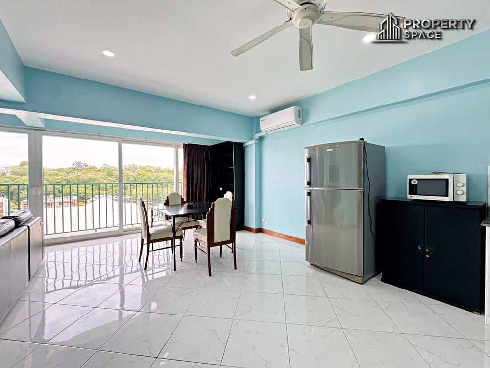 Spacious 1 Bedroom Condo At Sombat Pattaya Condotel For Rent Image 3