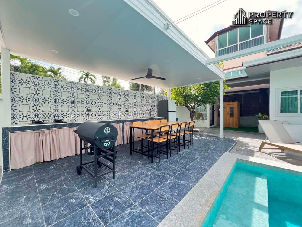 Brand-New 5 Bedroom Pool Villa Near Jomtien Beach with Sauna, Steam Room and Jacuzzi Image 4