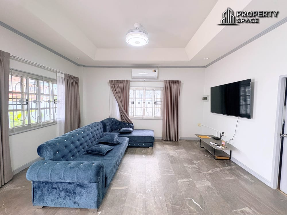 Dog-Friendly 3 Bedroom Pool Villa at View Point Jomtien 5 Minutes to Jomtien Beach For Rent Image 5