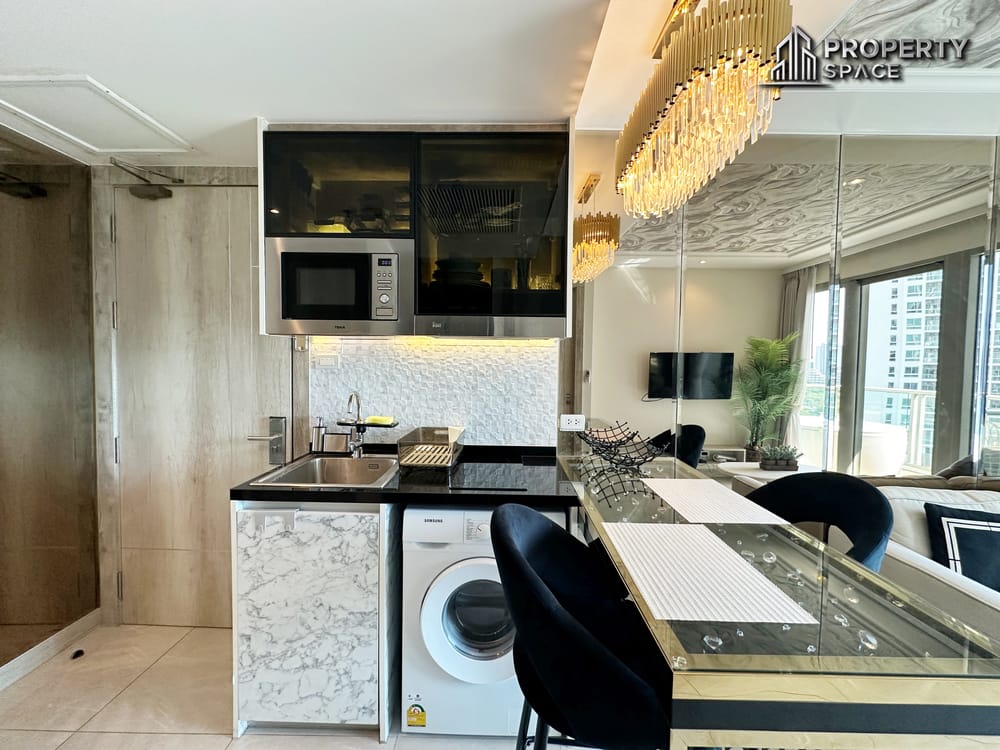 Corner 1 Bedroom Sea View Condo with Private Jacuzzi at The Riviera Monaco Image 6