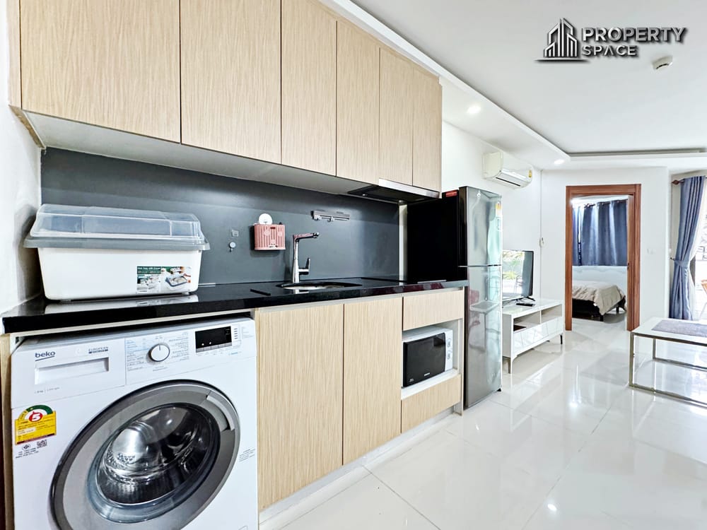 Pool Access 1 Bedroom Condo at Laguna Beach Resort 3 Maldives Jomtien For Sale Image 3