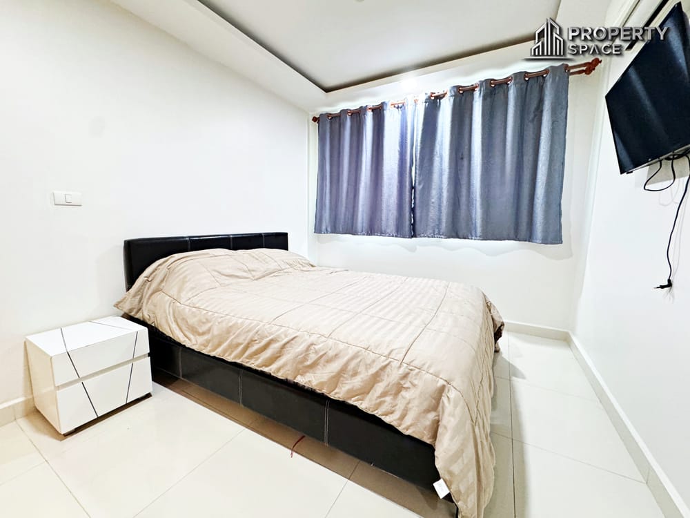 Pool Access 1 Bedroom Condo at Laguna Beach Resort 3 Maldives Jomtien For Sale Image 6