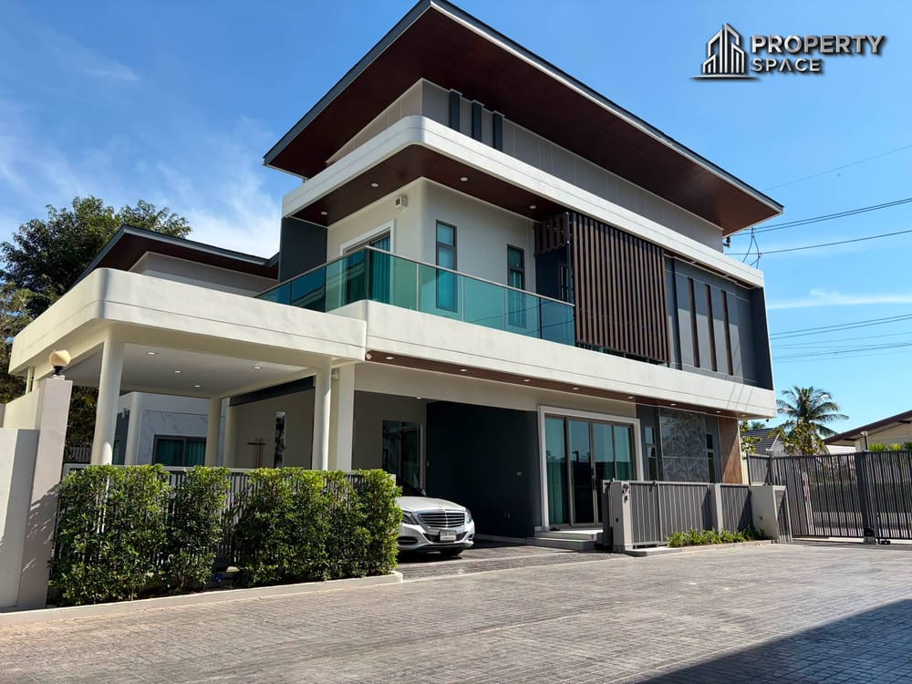 Luxury 5 Bedroom Pool Villa Near Mabprachan Lake Saltwater Pool & Near International Schools Image 3